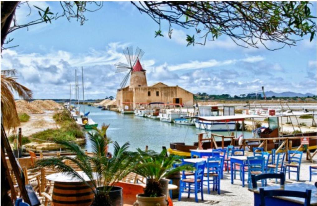 Be Mediterraneo, In Centro Sul Mare - In The Center Beach Front - 80 Mq Trapani Luaran gambar
